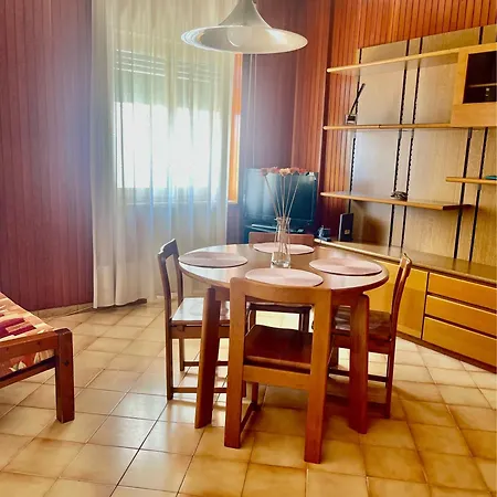 Apartment Rosa's House